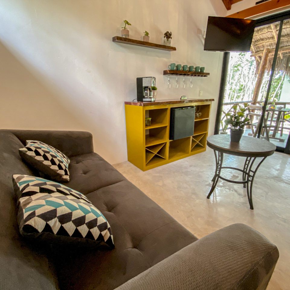 Villas Cozumel - Villa Jaguar, alojamiento, naturaleza, interiores, habitación, rústico, sofá, Cozumel