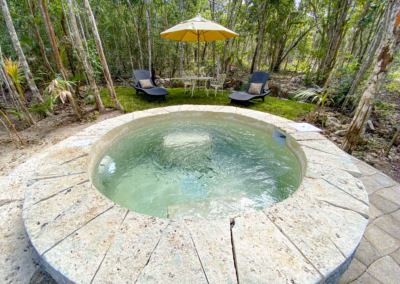 14 Villa Jaguar Jacuzzi Exterior